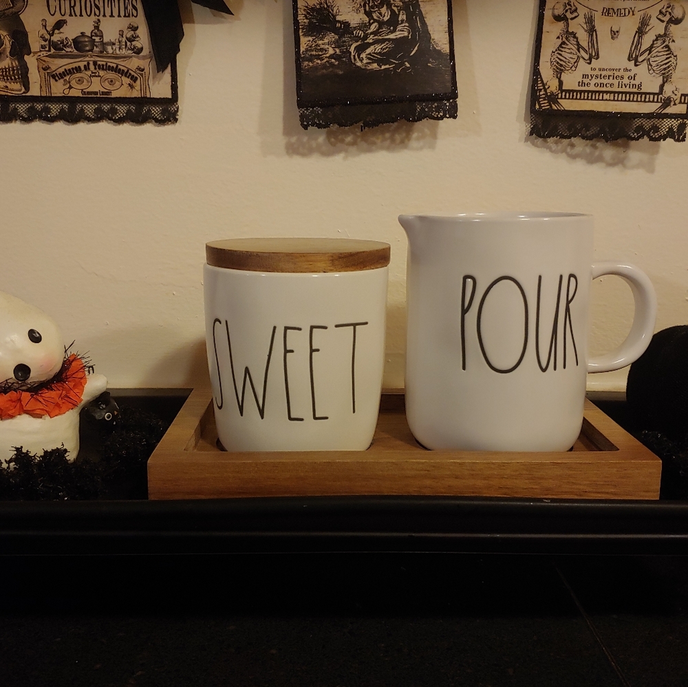 Rae Dunn sweet pour set